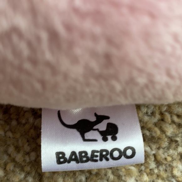 Baberoo Neck Saver for Infants reversible with brown & light pink colors, soft - Picture 3 of 7